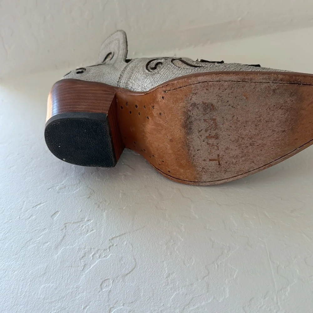 Ariat Women's Cutout Ankle Booties in Cream - Picture 5 of 10